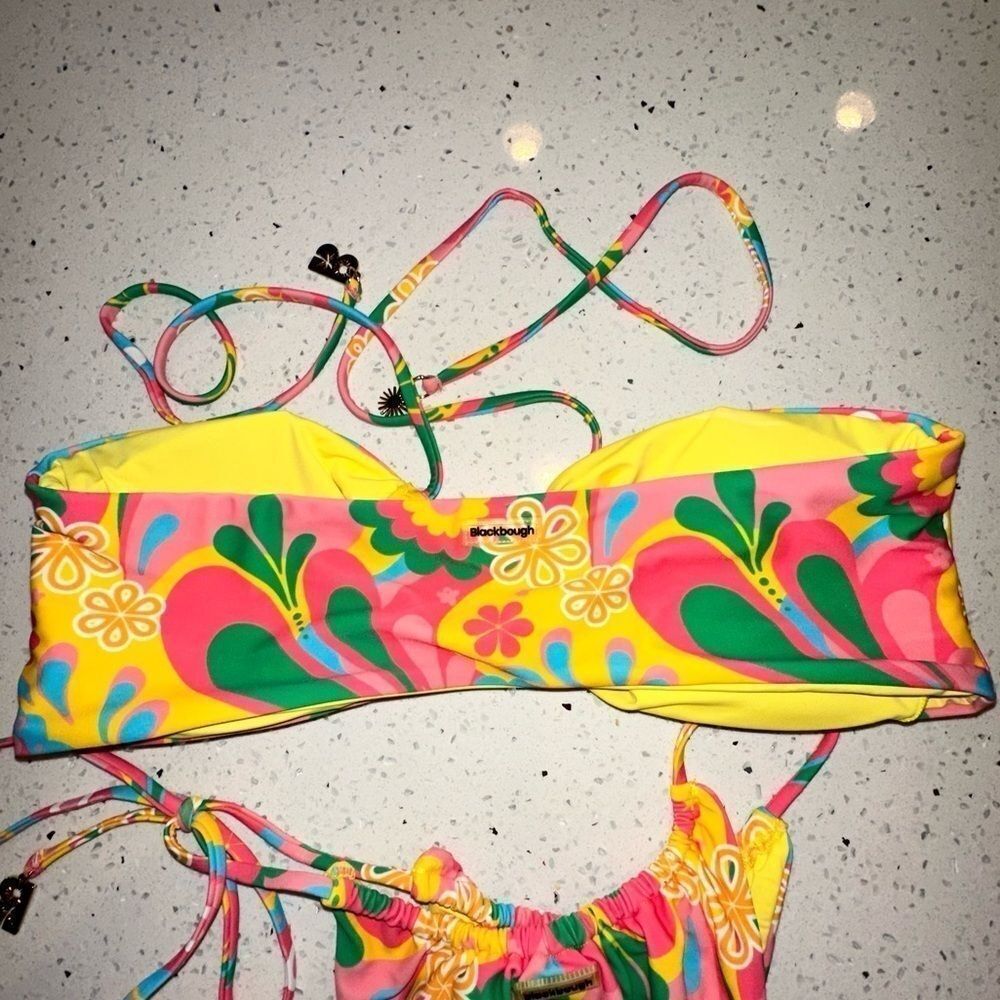 Blackbough Swim Floral Bikini Size M Groovy Garden Like New - Picture 6 of 7
